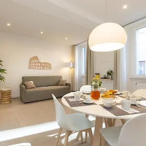 Colosseum Holidays - San Giovanni In Laterano Apartment